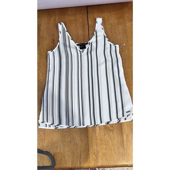 A/X ARMANI EXCHANGE WHITE BLUE SLEEVELESS TOP WOMENS SIZE XS - Picture 2 of 7